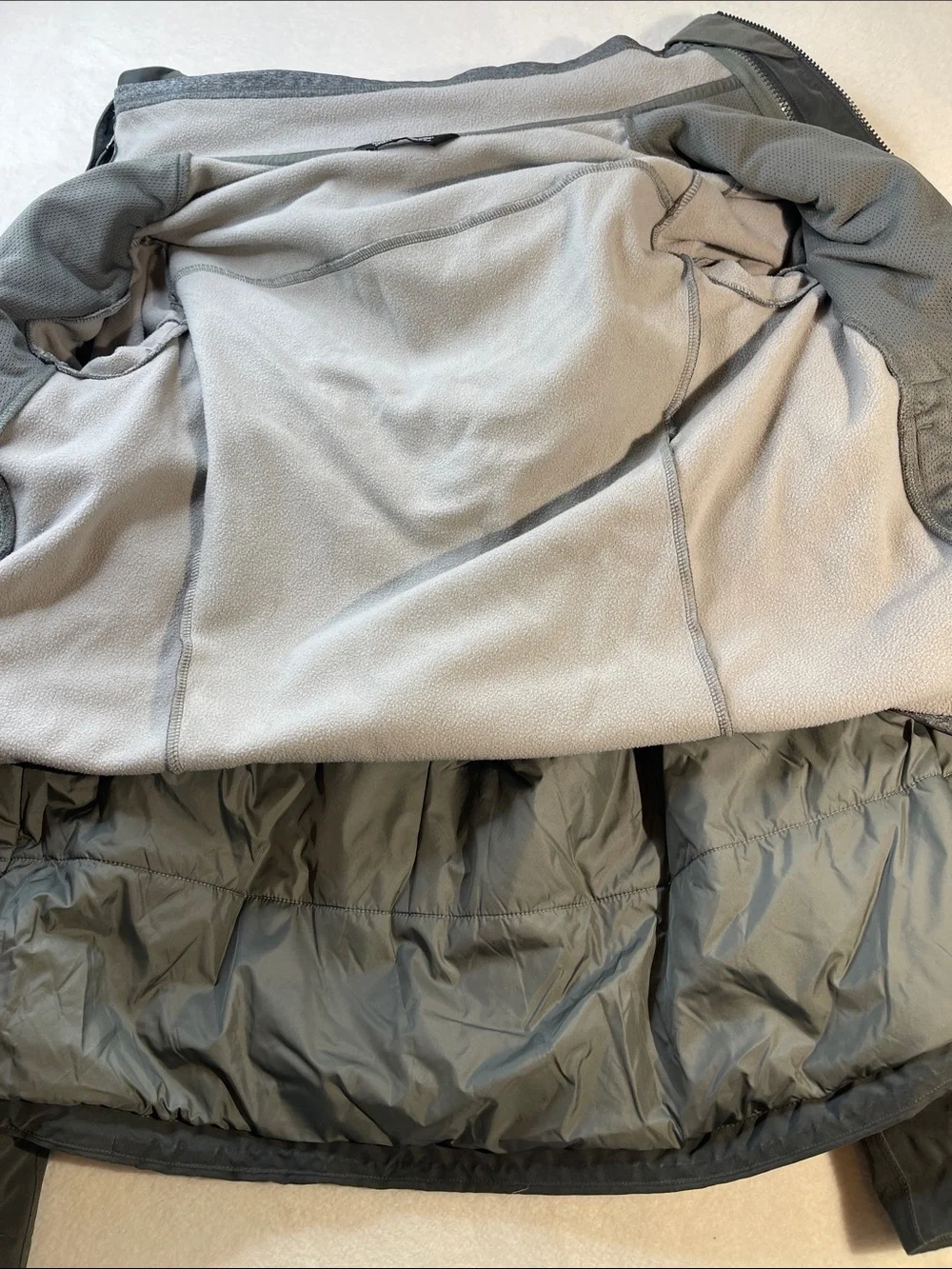 The North Face Men's Hooded Jacket ZIP OUT LINER SIZE S HYVENT